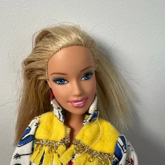 Y2K Barbie Doll & Cowboy Outfit - Picture 3 of 8